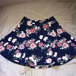 Flower wind skirt🌸